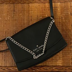 Black Kate Spade Purse  ♠️